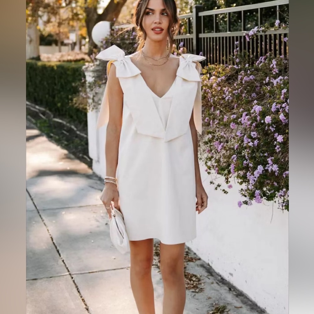 Vici Winslet Bow Sleeve Mini Dress
